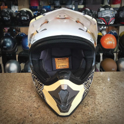 CARGLOSS CR # AJR BRW/WH (L)