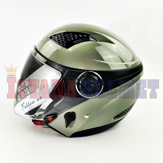 ZEUS 610 AUDI GREY (M) GP